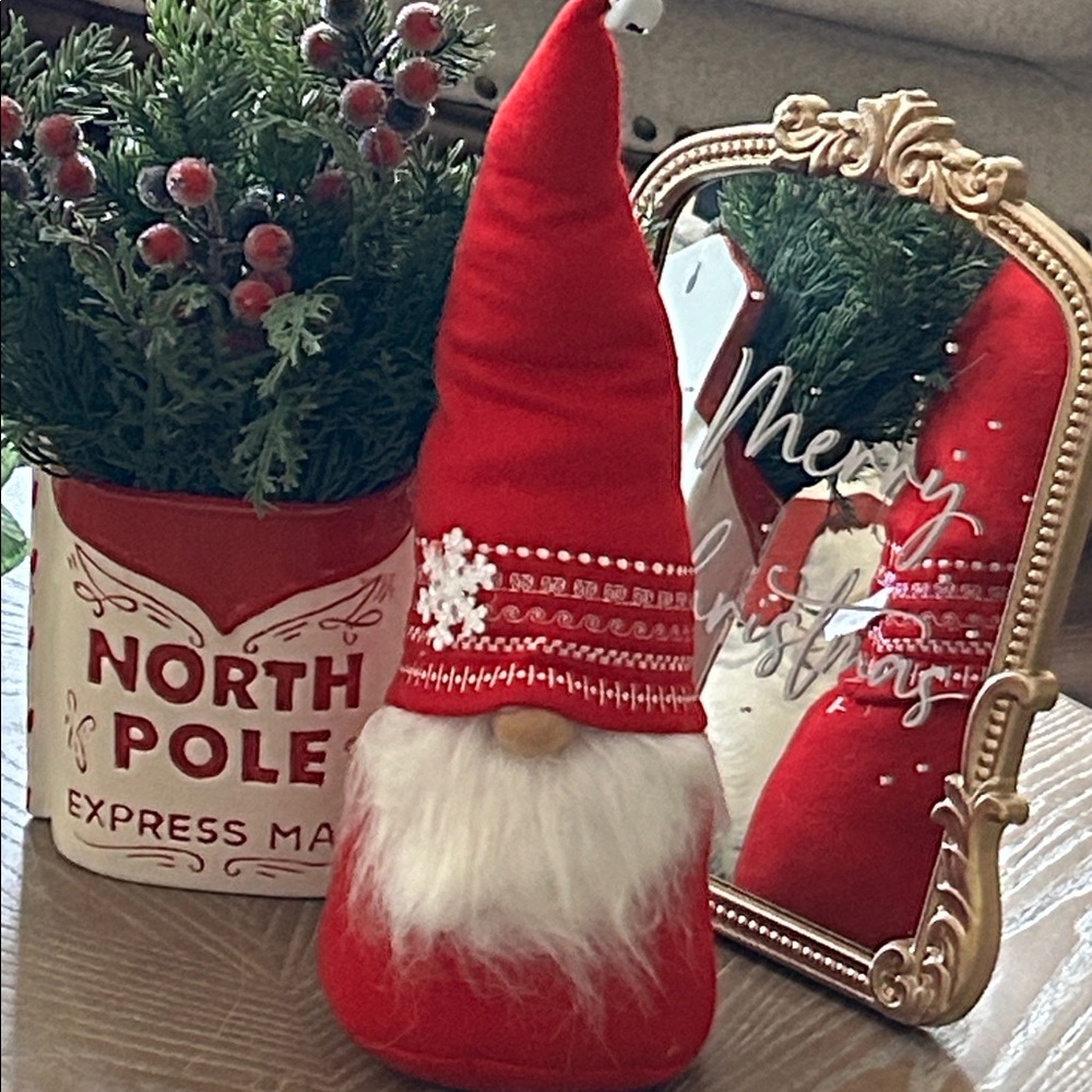 NEW! Enchanted Christmas Winter Holiday Snowflake Jingle Bell Gnome